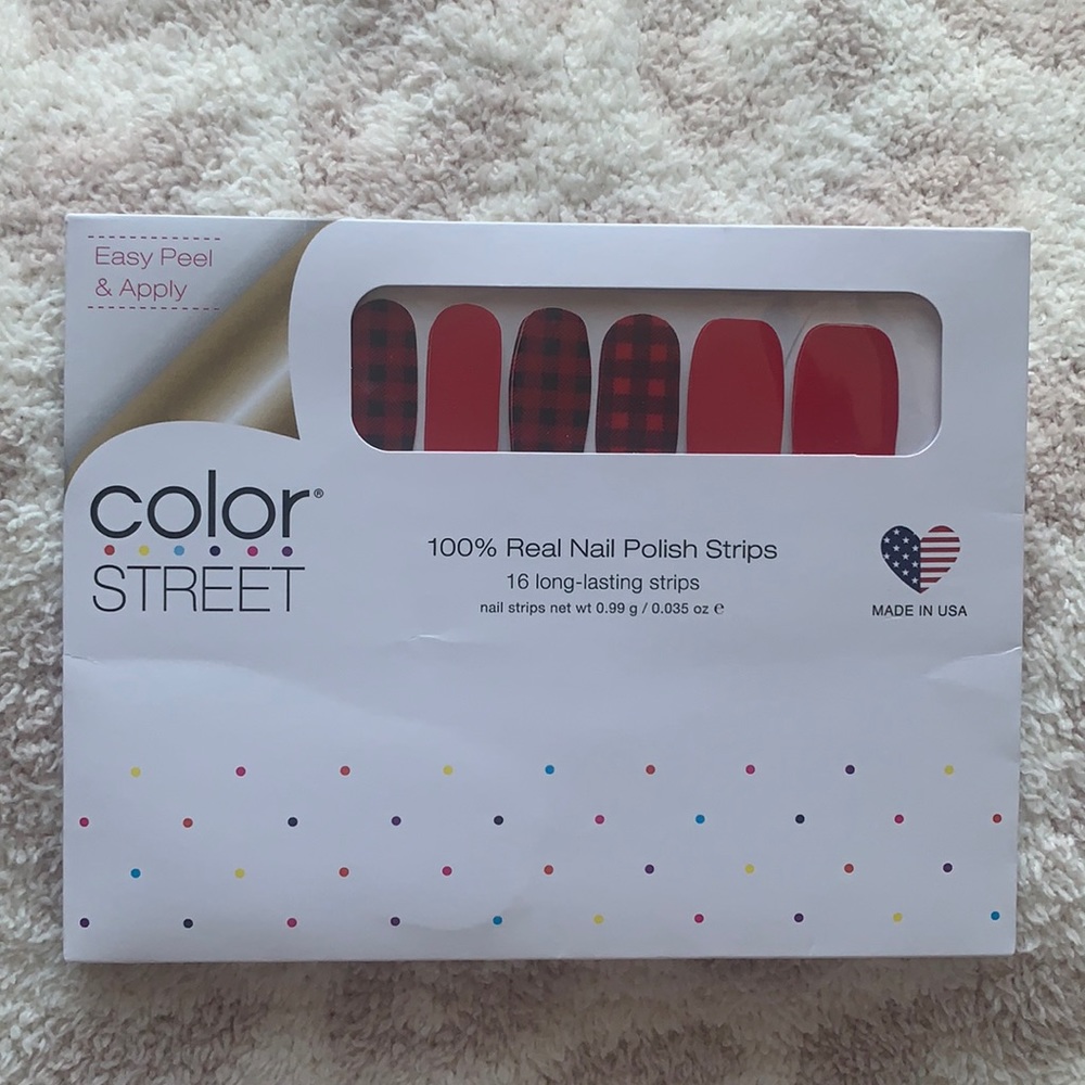 Color Street Nails  Good Girls Gone Plaid (Retired)